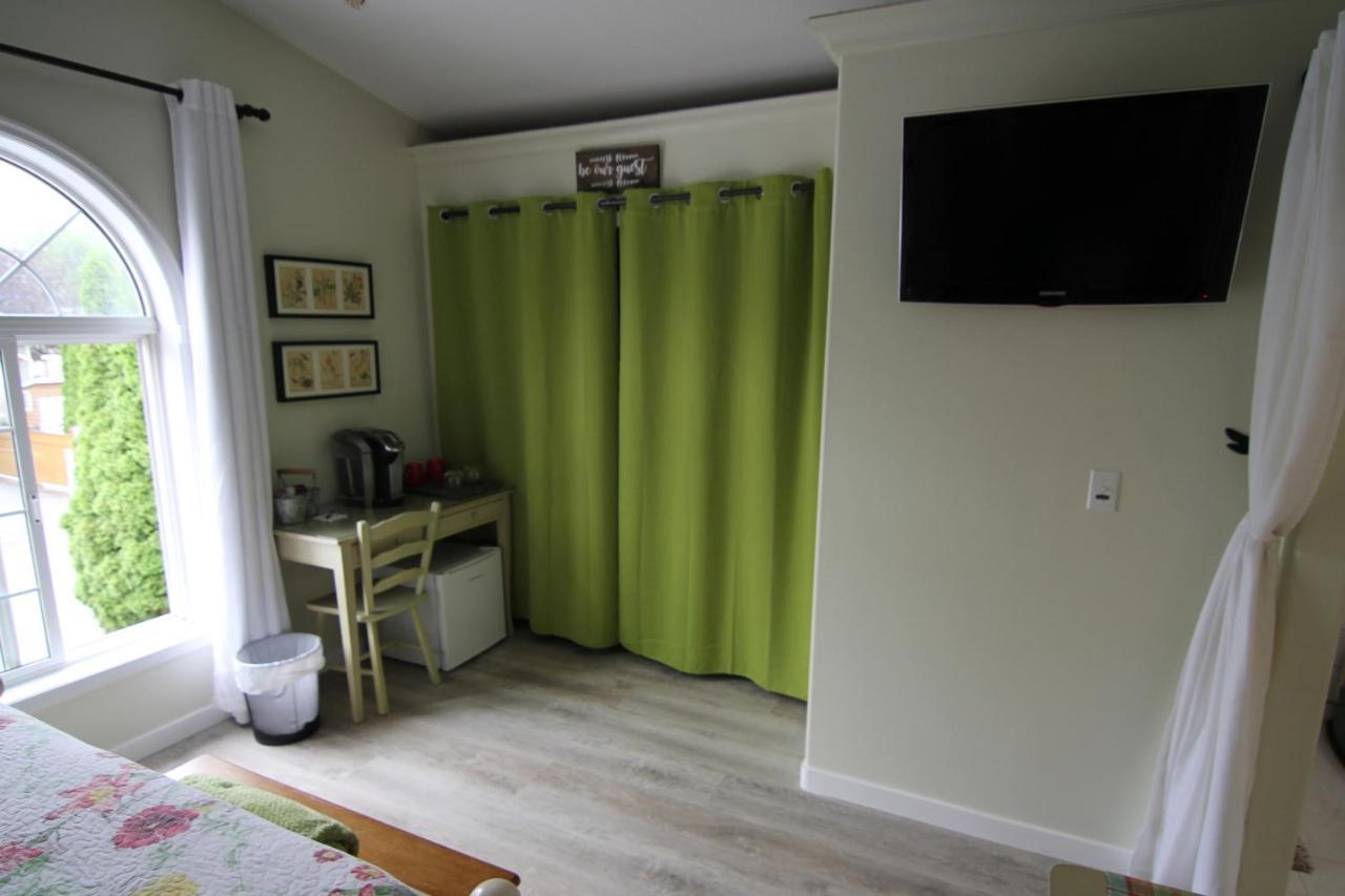 Sunshine And Wine Loft Hotel เพนทิกตัน ภายนอก รูปภาพ